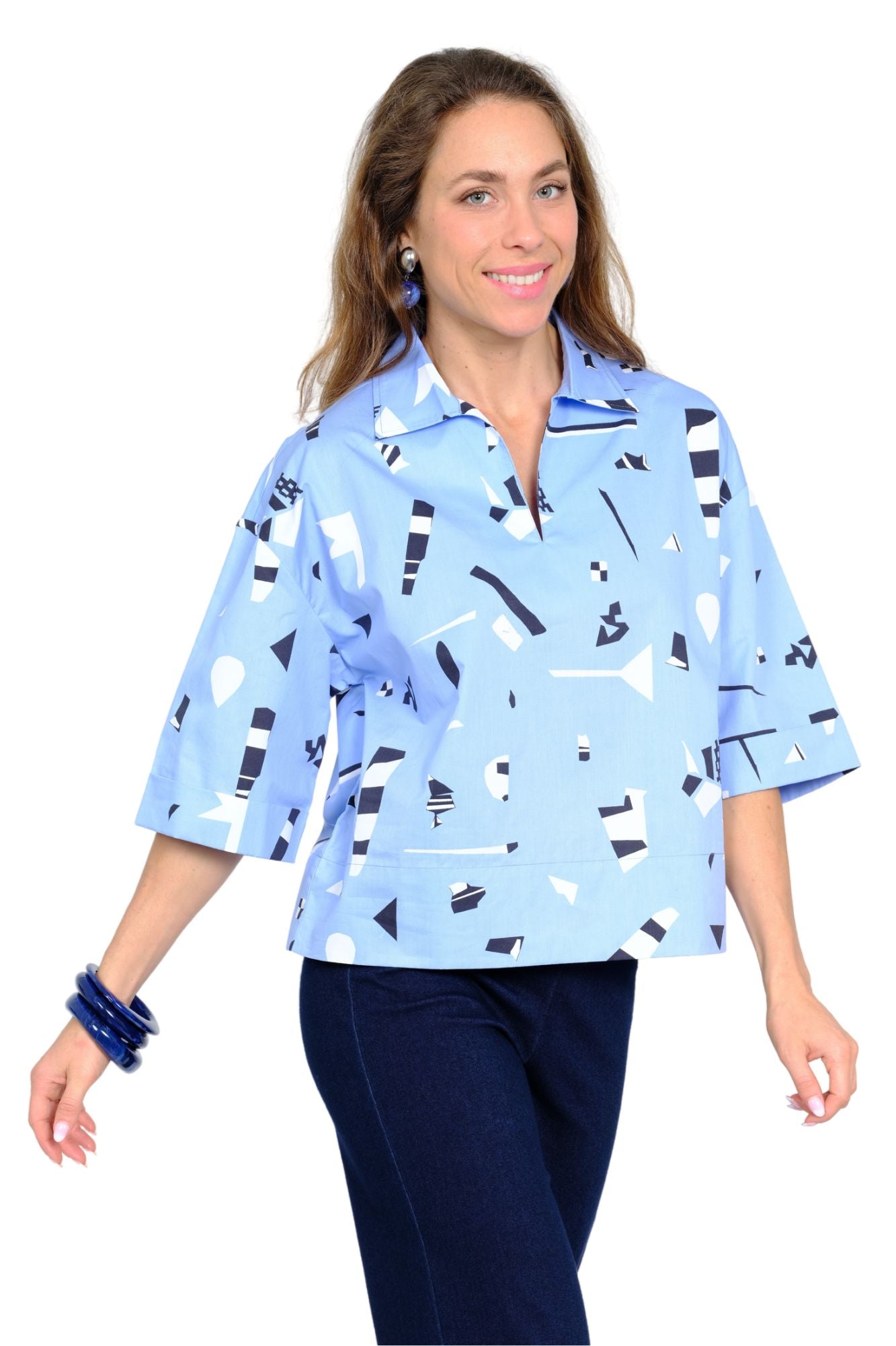 Lightweight women’s travel printed blouse relaxed fit