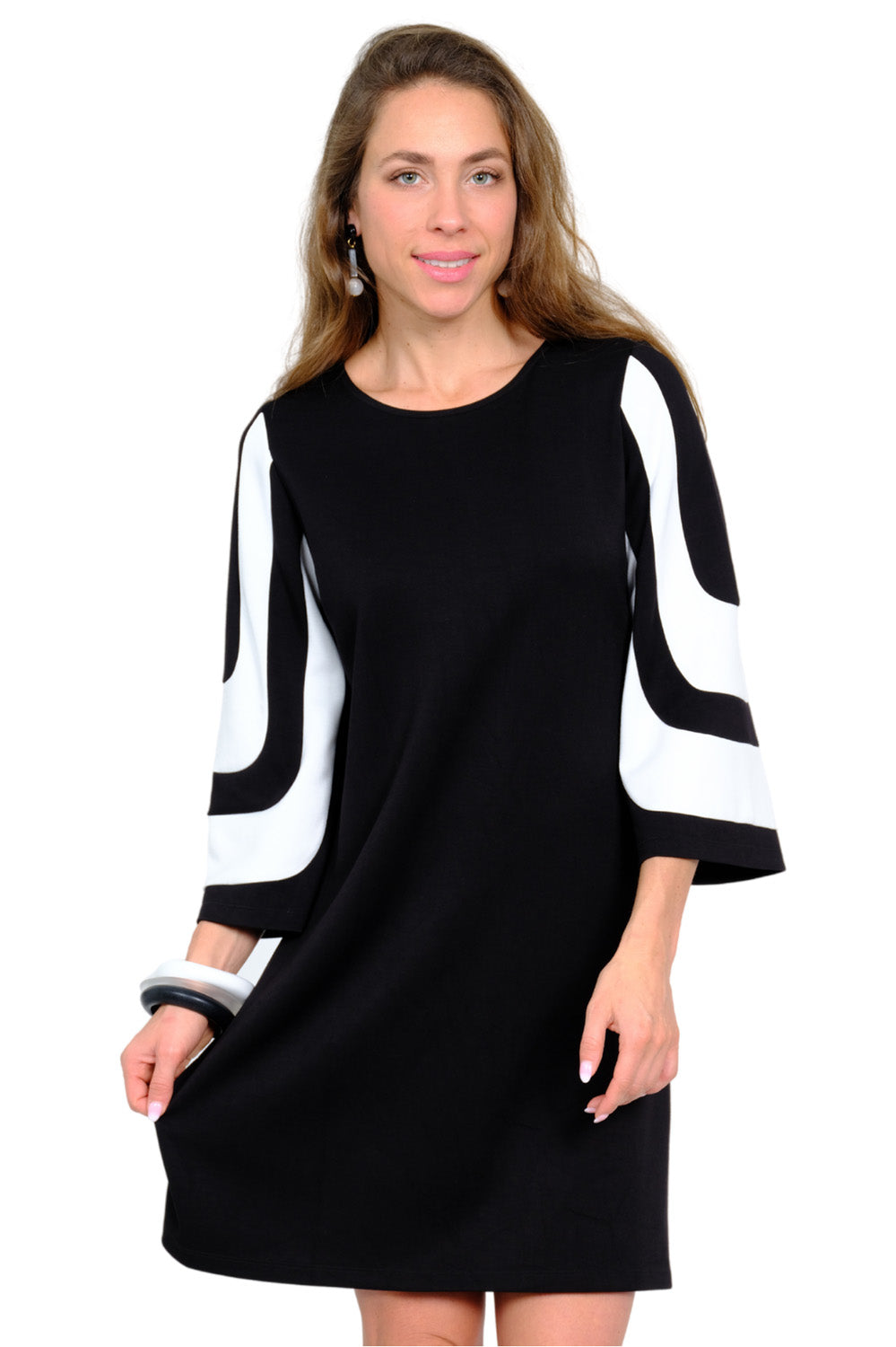 LIOR Women's Black & White Round Neck Soft Knit 3/4 Sleeves - "Denmark"