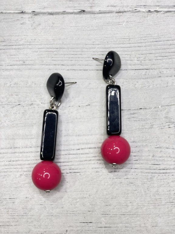 Alisha D Black Fuchsia Drop Earring