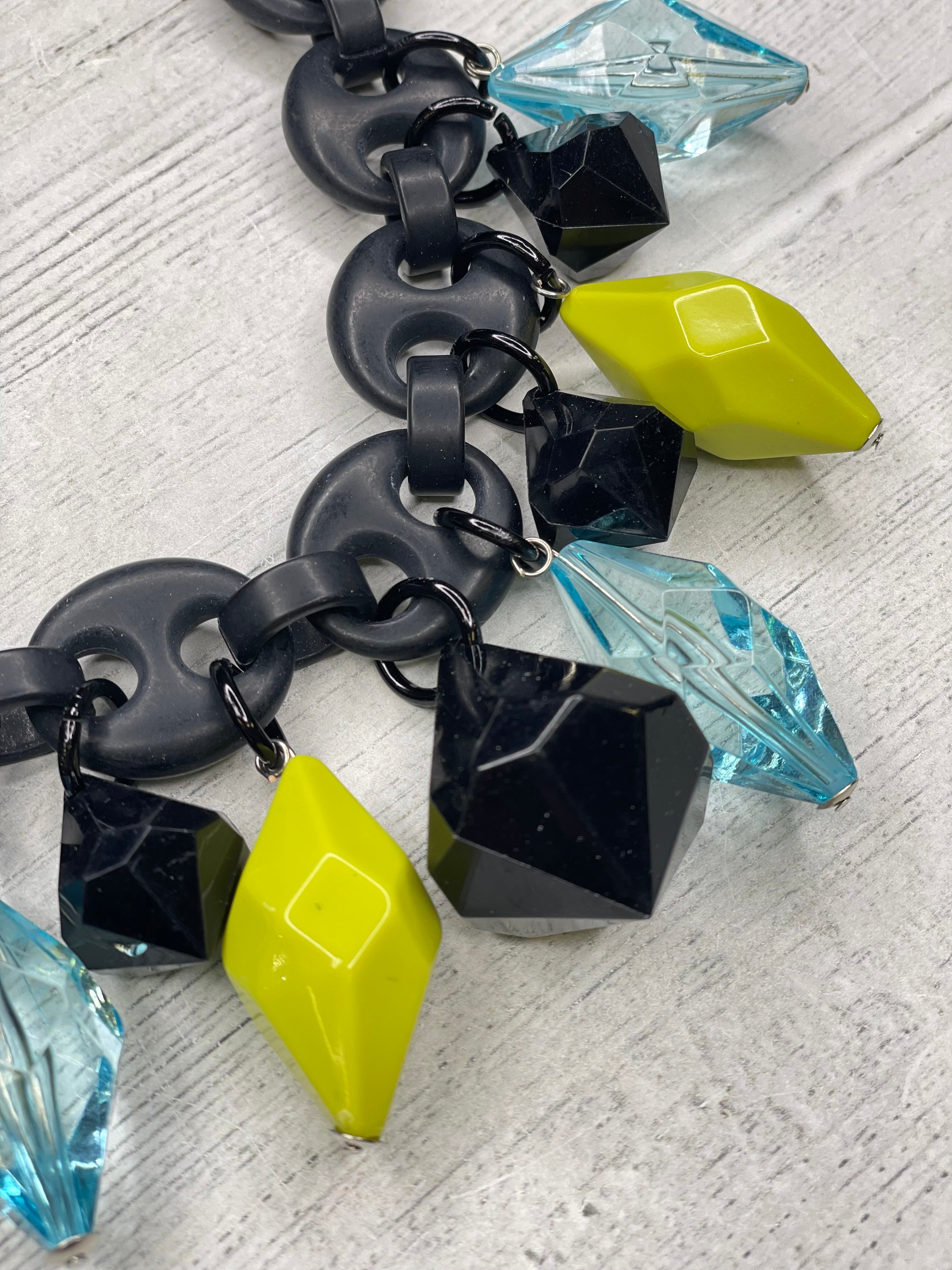 Alisha D Resin Chunky Statement Short Necklace