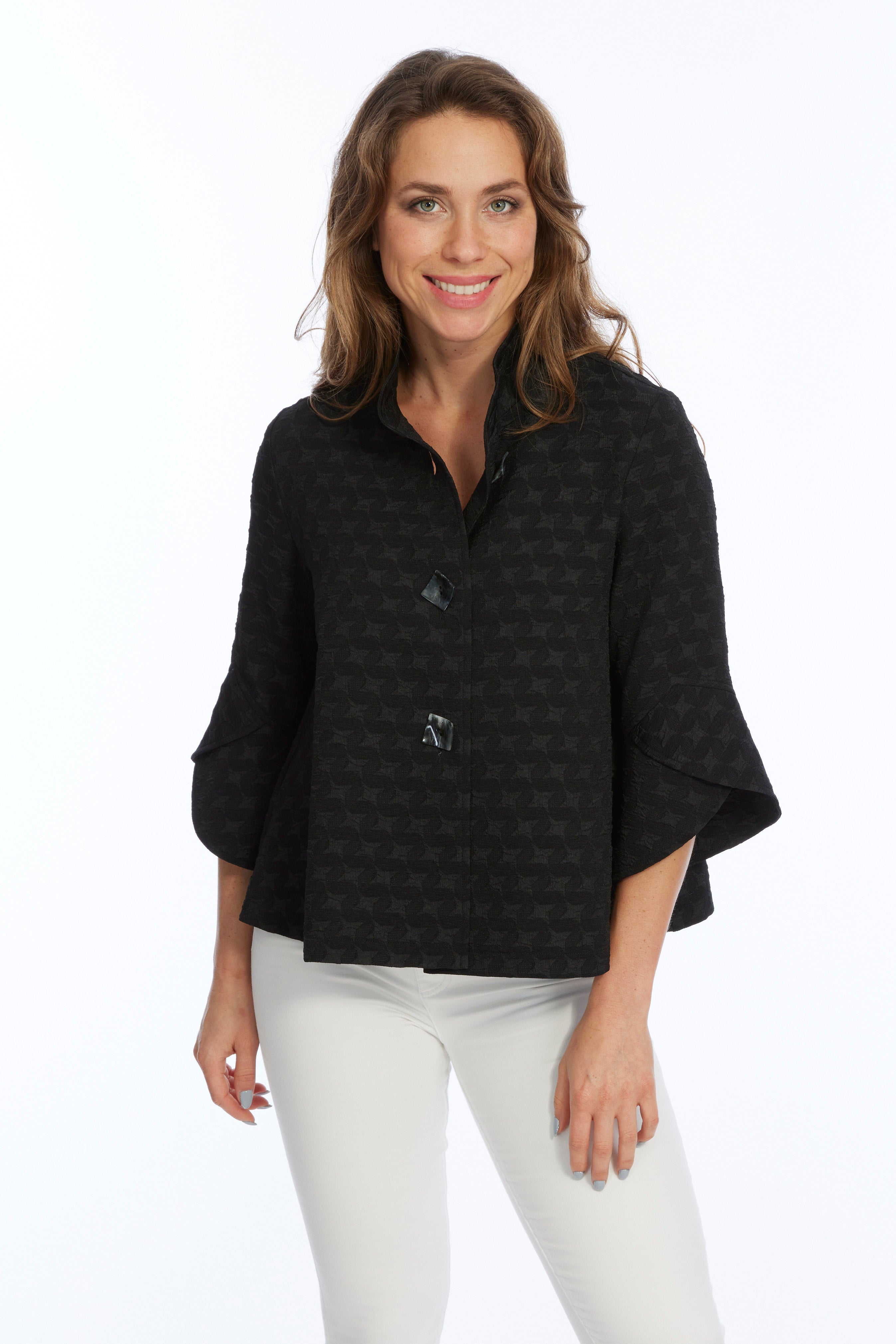 Black 3 button swing jacket Vaya