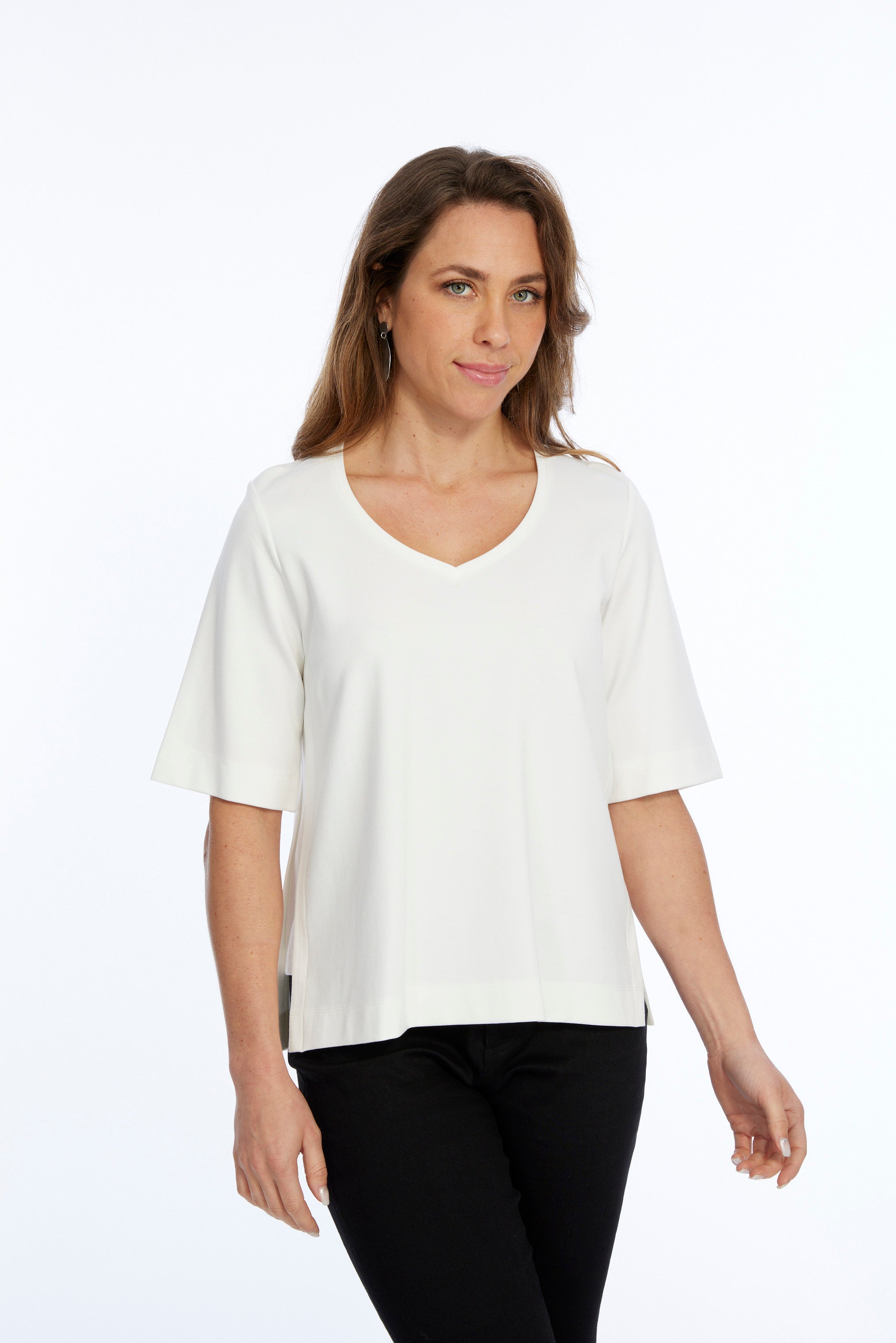 Short Sleeve V-Neck Knit Top