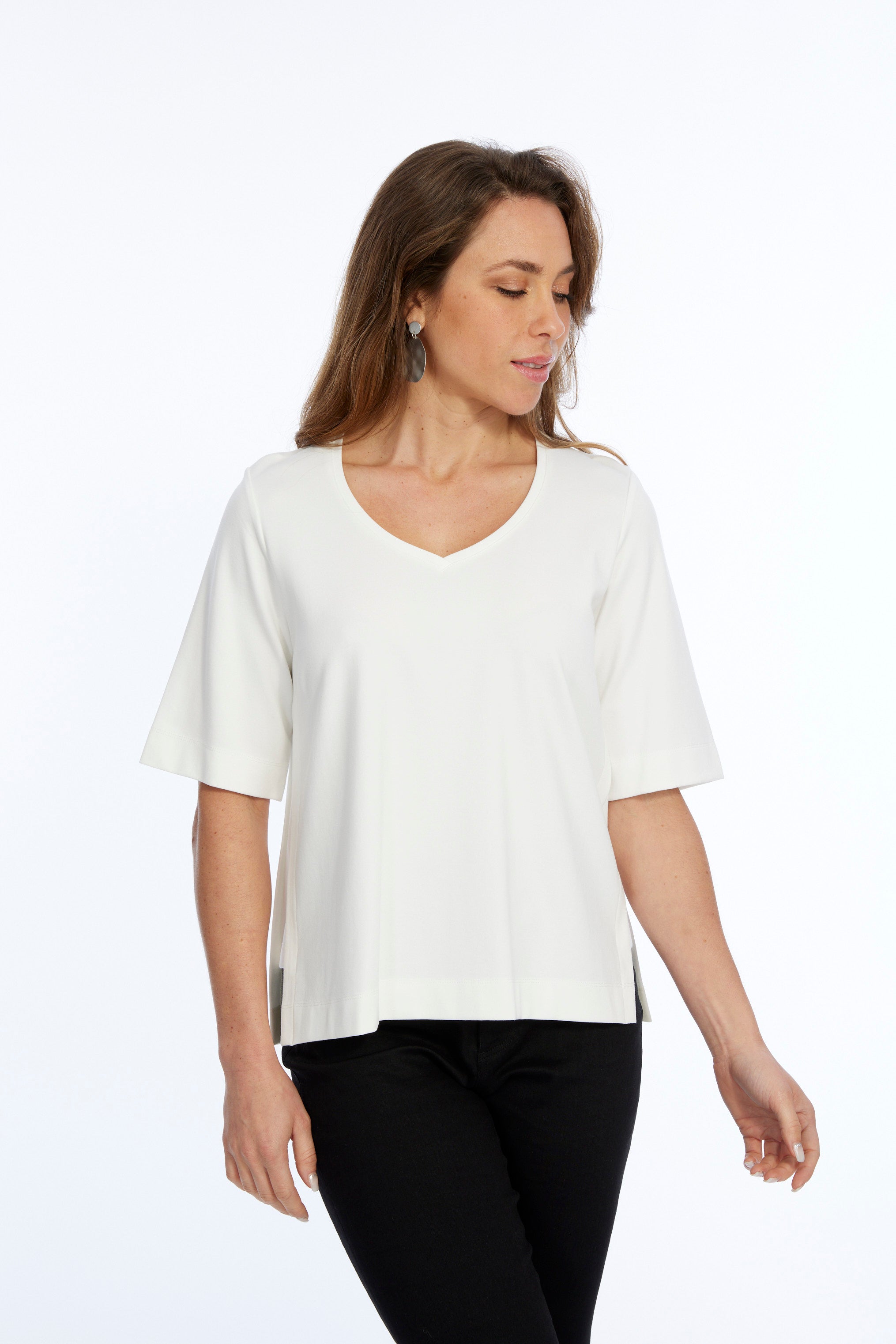 Zola LIOR Women's Short Sleeve V-Neck Top with Side Slits - Ivory