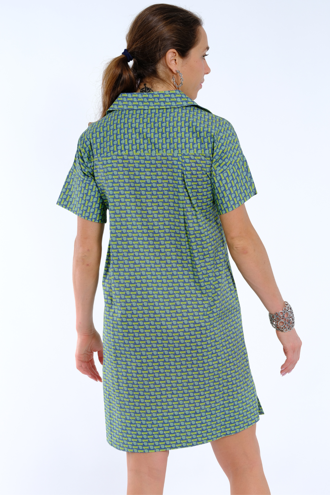 Comfortable everyday women’s dress with short sleeves