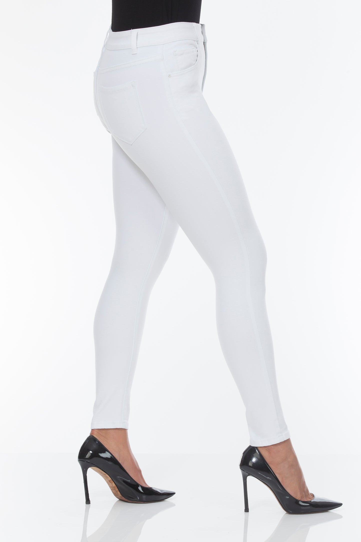 white high waisted jeans