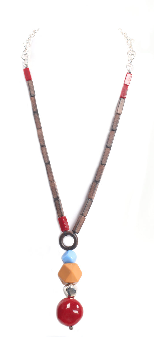 A Pendulum Magic Alisha d Resin Acrylic Necklace