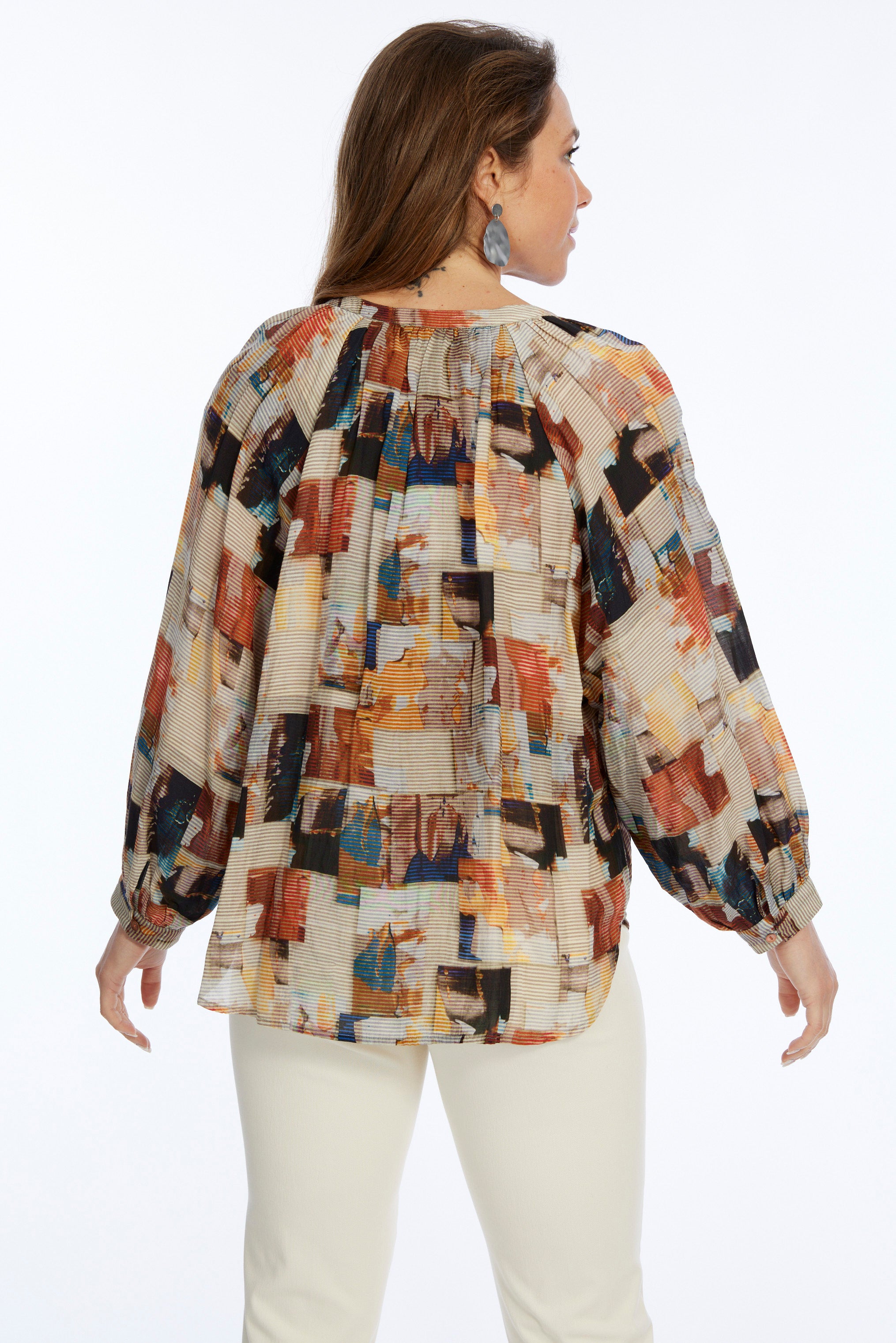 Chic Pullover Top