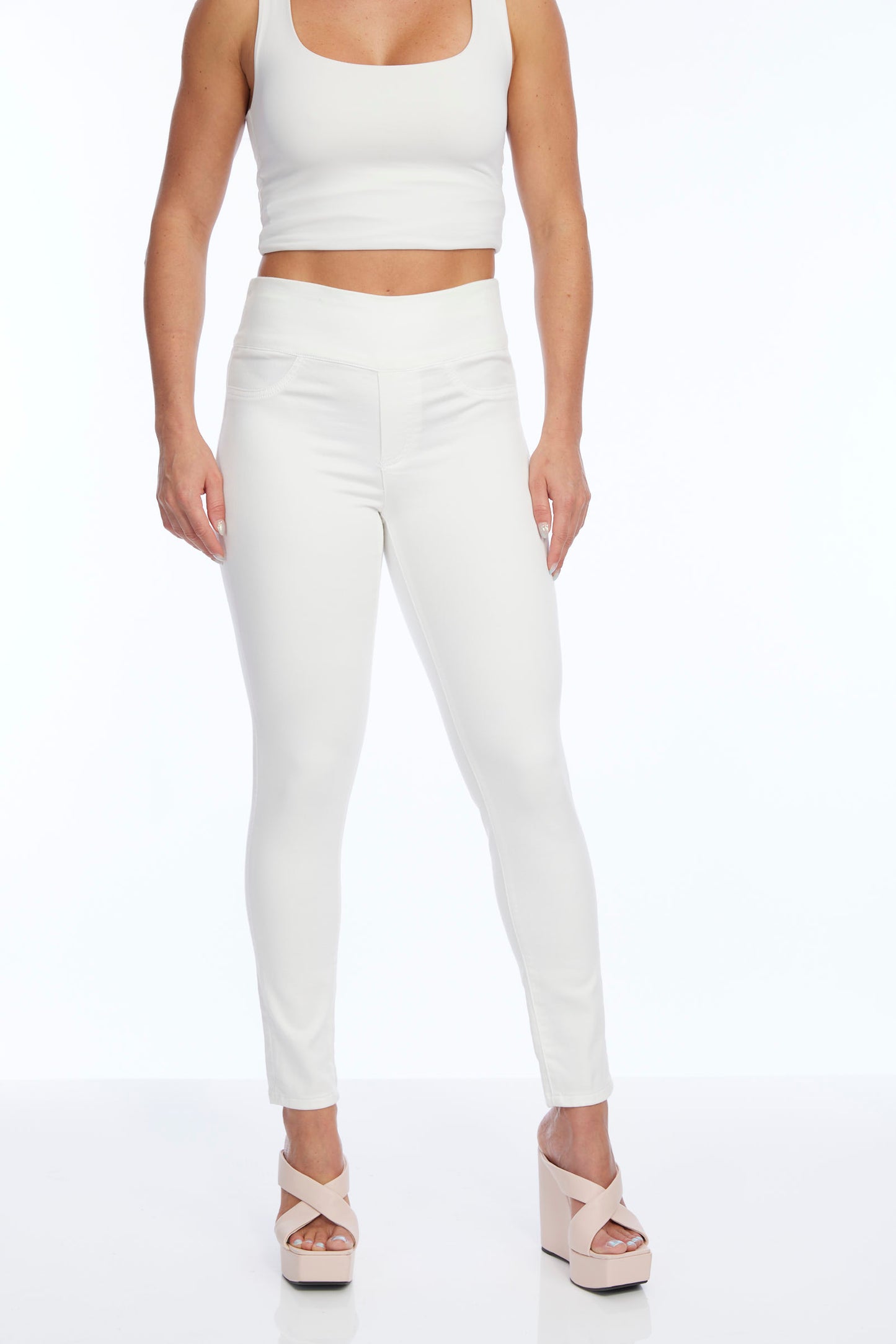 Women's Stretchy White Skinny Jeans LIOR | Jane