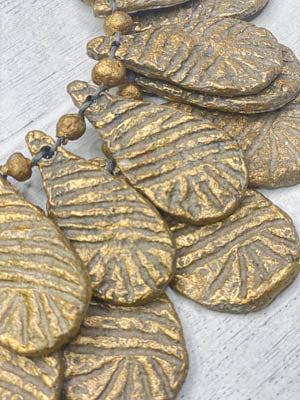 Alisha D Paper Mache Art Décor Necklace Papier-Mâché Double Layered