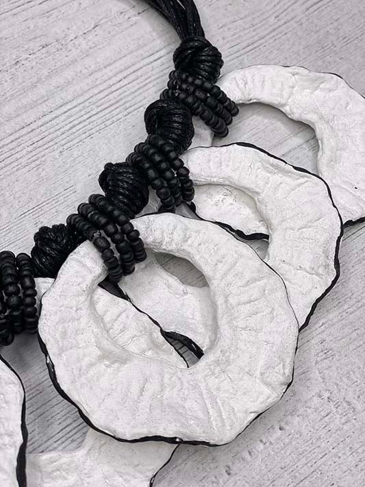 Alisha D Paper Mache Art Décor Necklace Papier-Mâché Stone Black And White
