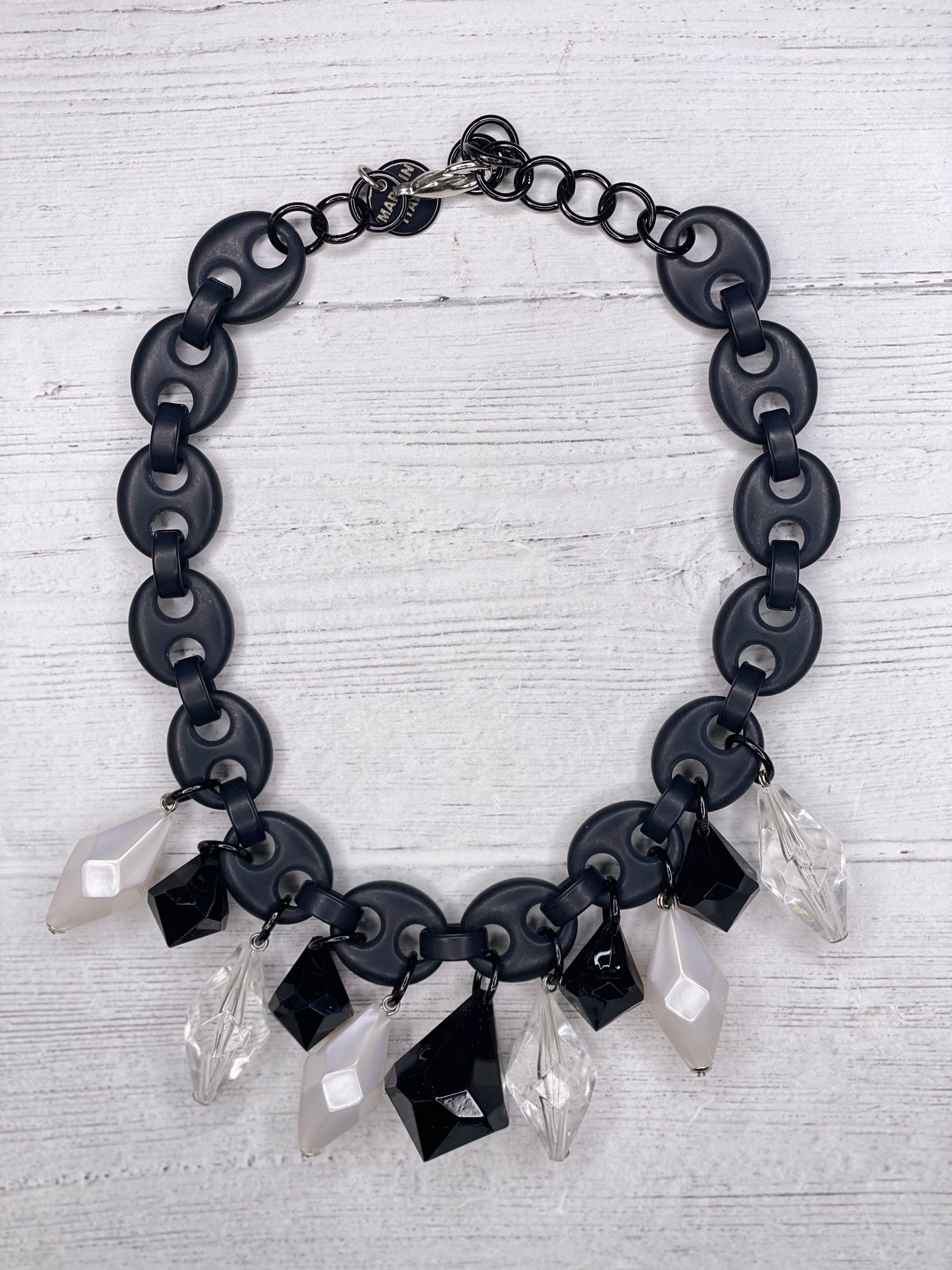 Alisha D Resin Chunky Statement Short Necklace
