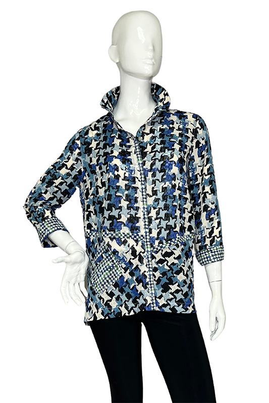 blue wire collar woman shirt