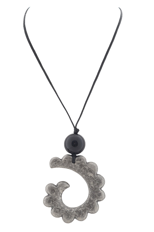 Twisted Silvery Necklace