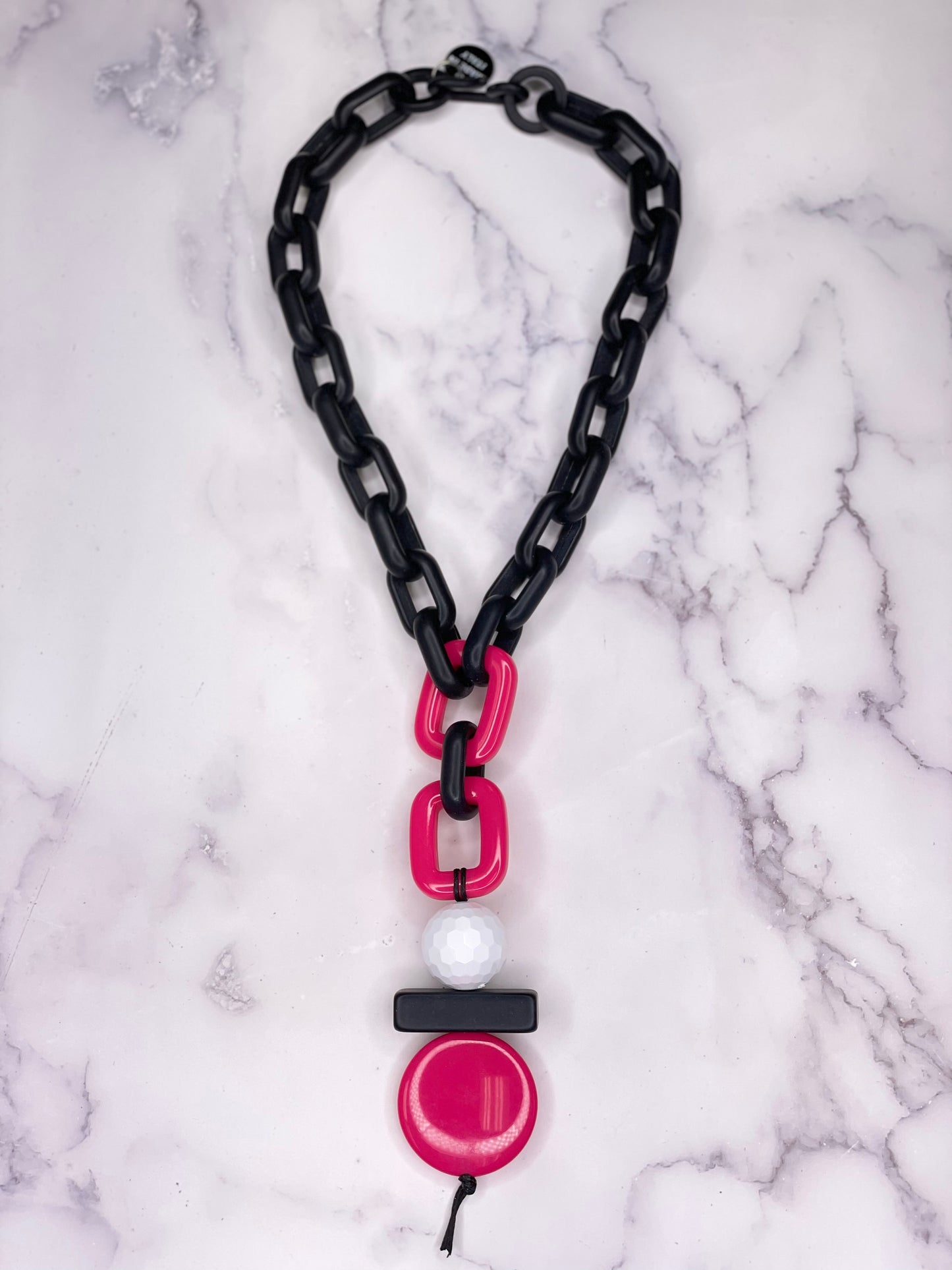 Alisha D Choker with Pendant Resin Necklaces